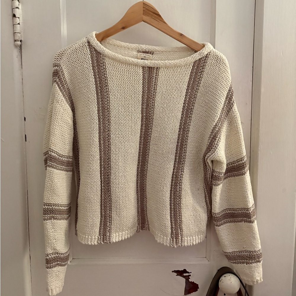 Billabong sweater